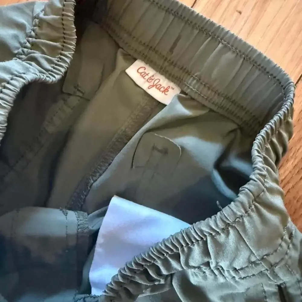 Cat & Jack Kids Olive Cargo Shorts Size M 8